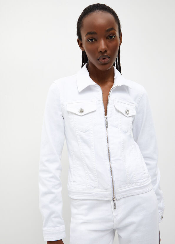 New White Women Pockets on the sides Denim jacket